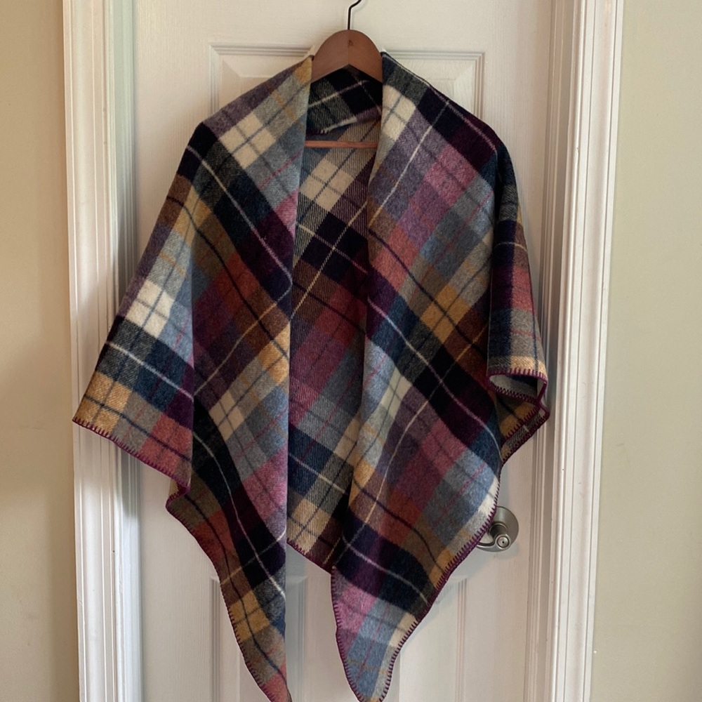 Scottish wool plaid scarf/wrap